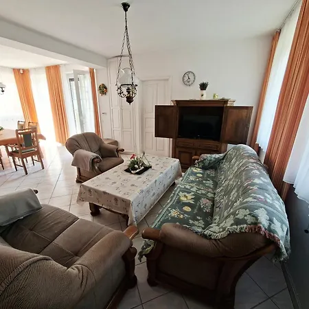 Szepkilato 1 Medencevel * Balatongyörök