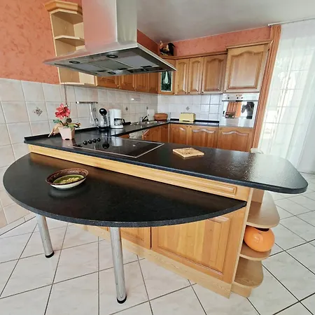 Appartement Szepkilato 1 Medencevel *